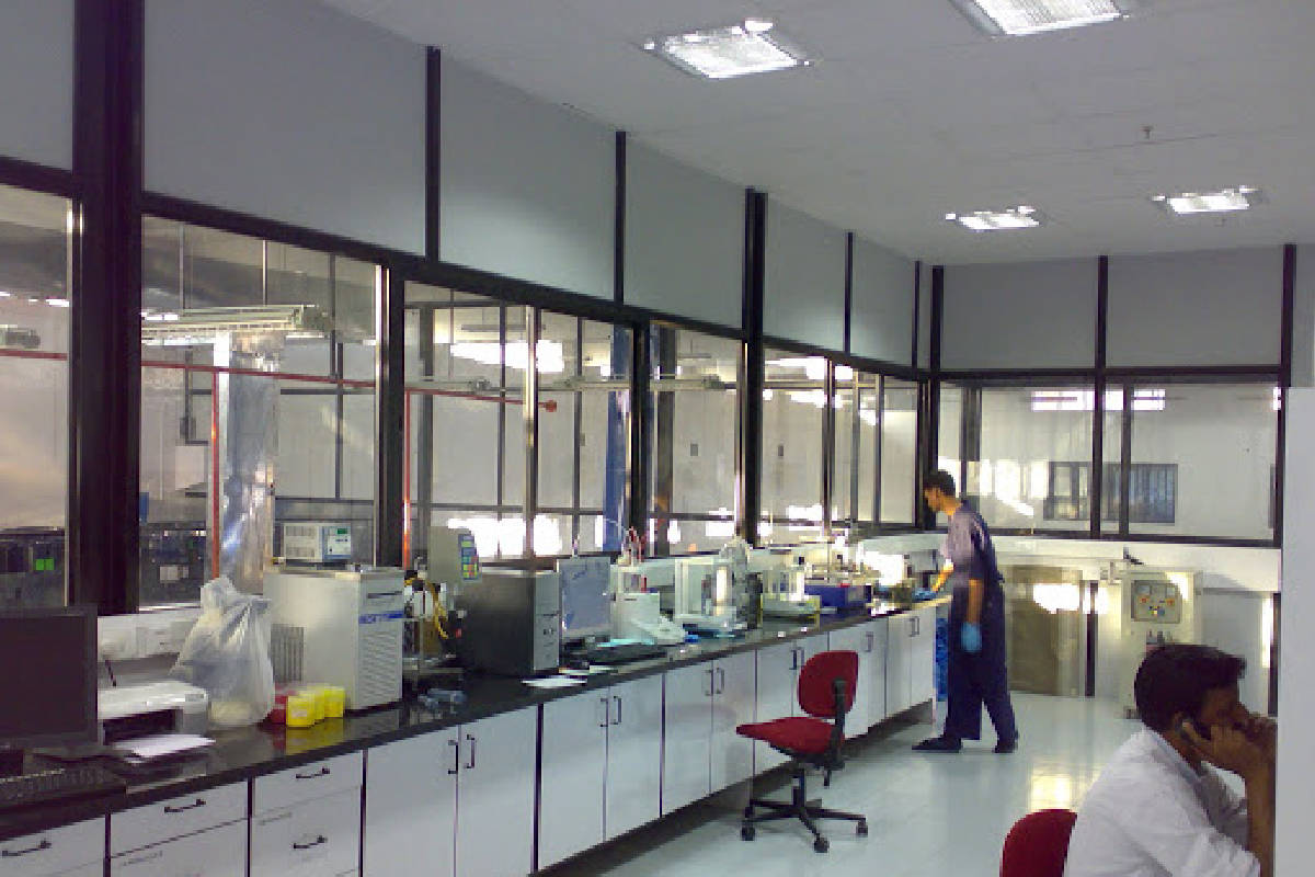 Office Partitions & Ceilings